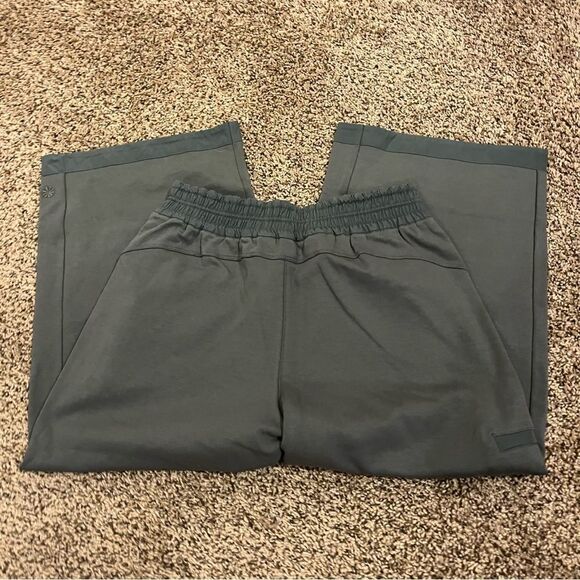 Athleta Triumph Hybrid Wide Crop - Picture 6 of 10